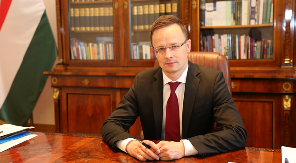 专访匈牙利外交与对外经济部长西亚尔托